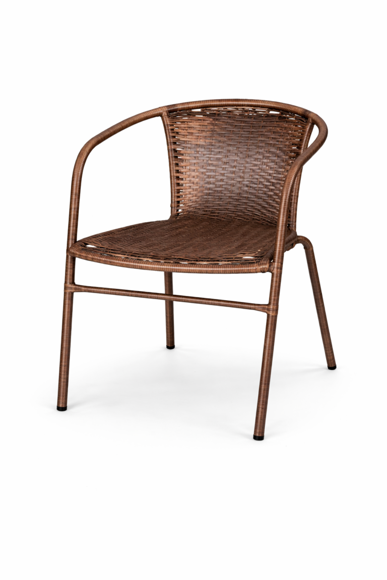 cadeira de vime ao ar livre